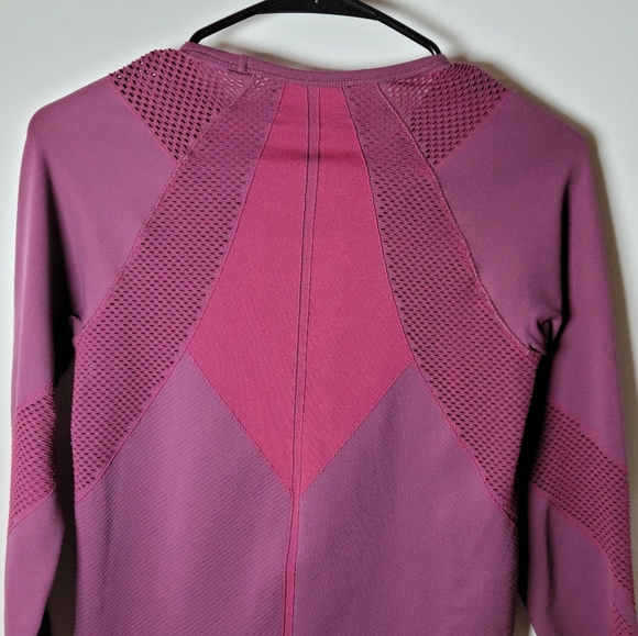 Athleta Caliber Long Sleeve Top | Athleta Tops | Size Small - Picture 6 of 8
